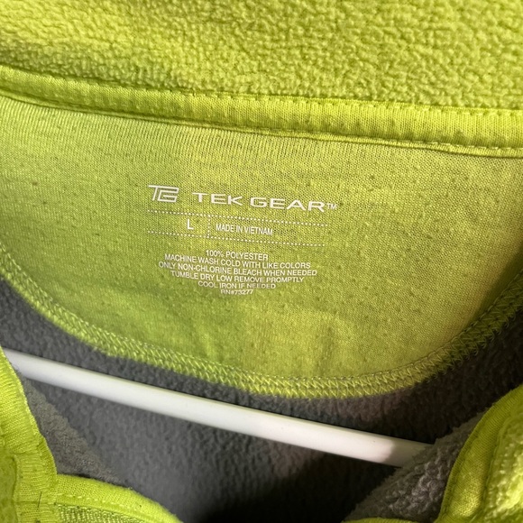 Pullover Fleece Sweatshirt - Picture 3 of 4